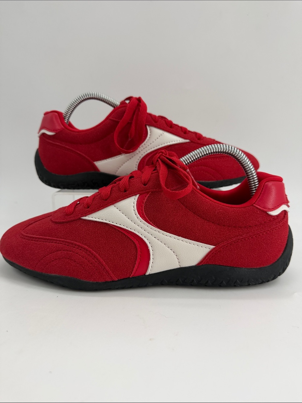 Avia W AV Athletic Lifestyle SNKR Red Suede & White Sneakers Women's Size US 9.0